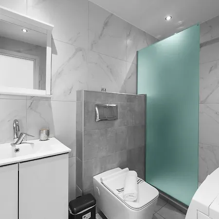 Grigio, Nilie Hospitality Mgmt